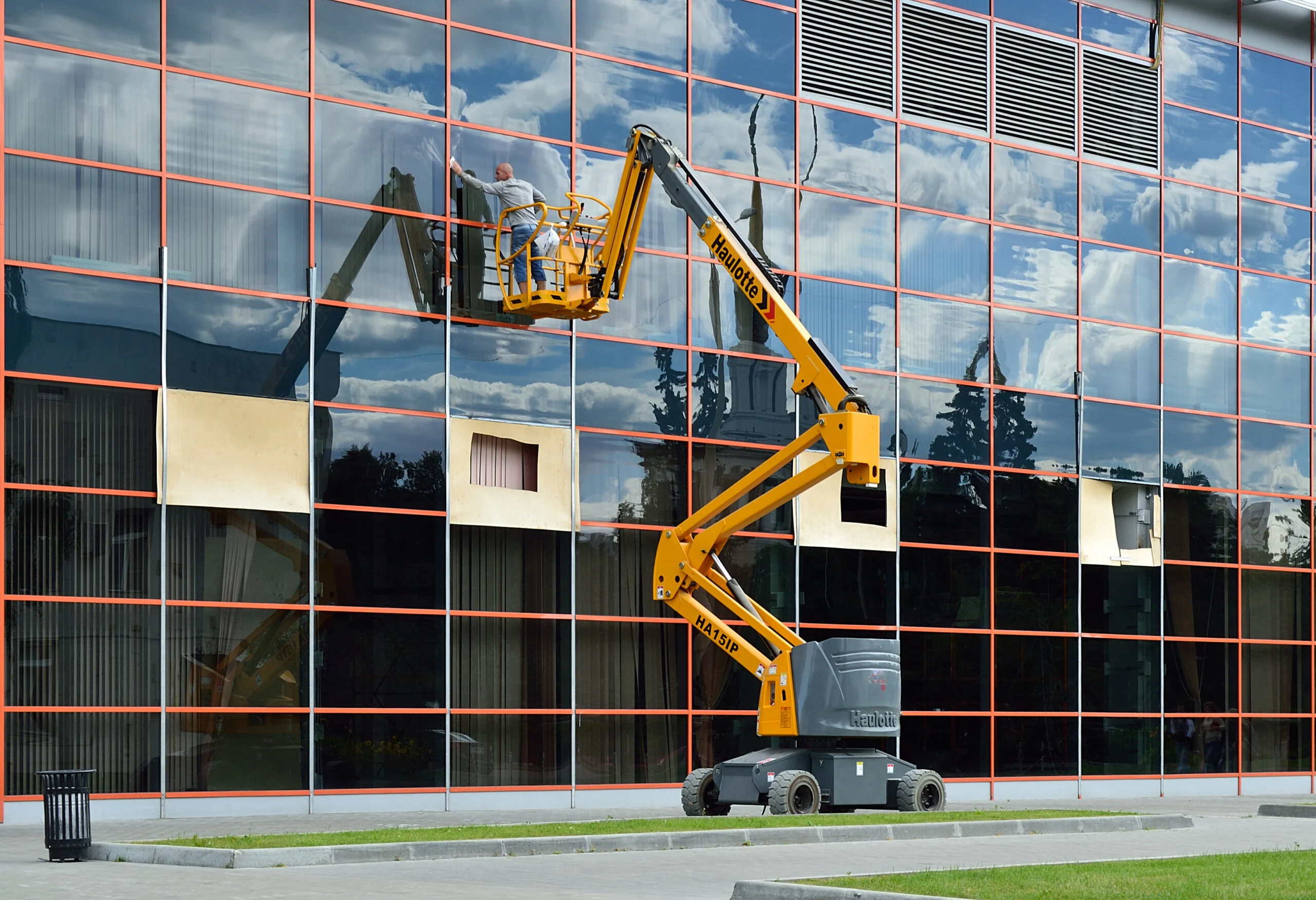Window cleaner using access equipment